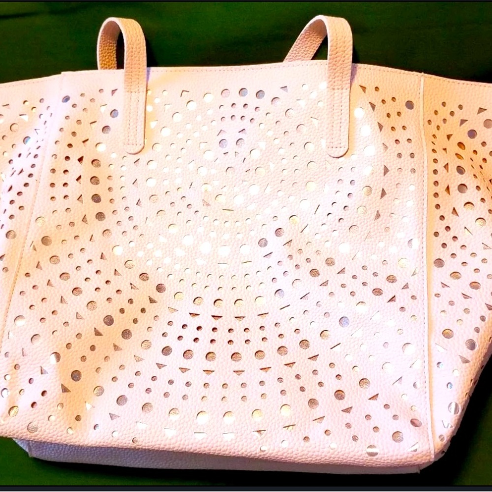 Bath & Body Works tote, light pink & rose gold, NWT